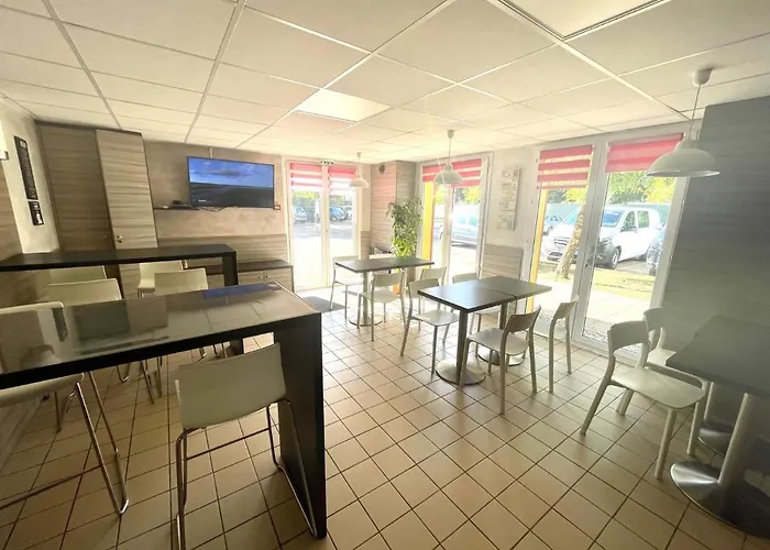 杜三角酒店 2* Talange