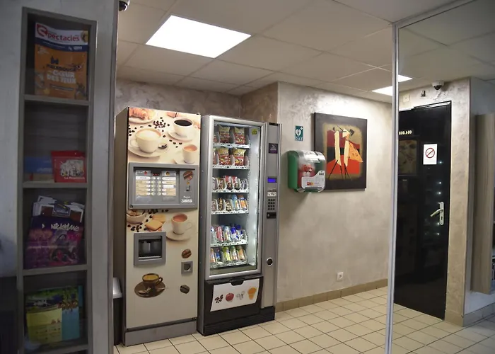 杜三角酒店 2* Talange