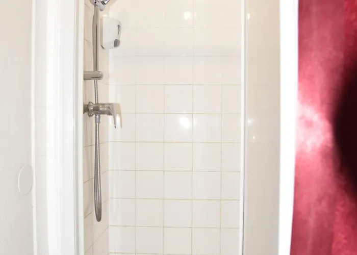 Отель Du Triangle Talange