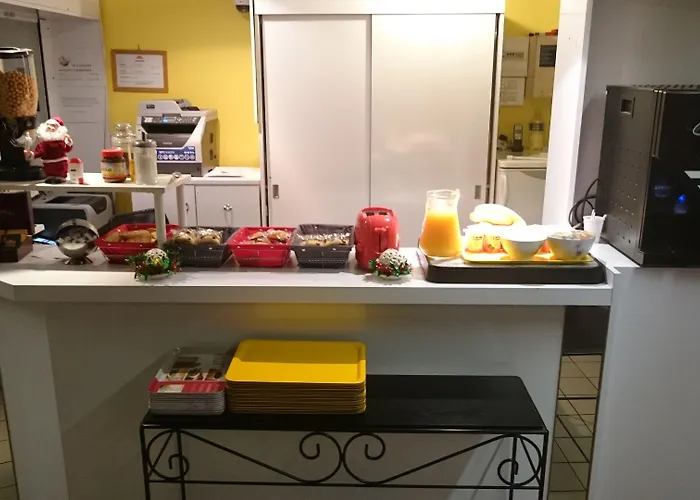 Du Triangle Отель