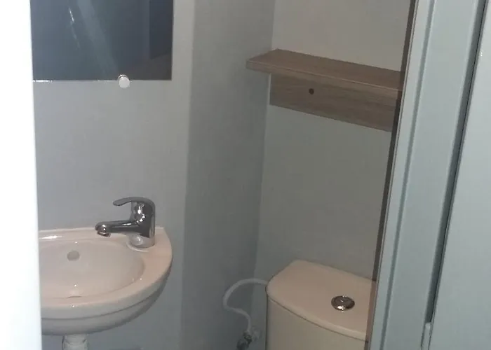 Отель Du Triangle 2*